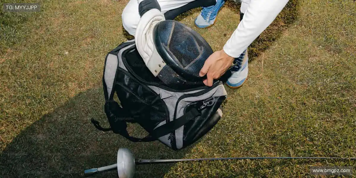 「球星同款、限量周边，做朋友圈最靓的体育潮人！👕点击抢购，手慢无！」